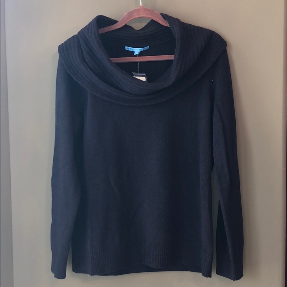 ANTONIO MELANI NWT SWEATER